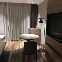 部屋のテーブルです。