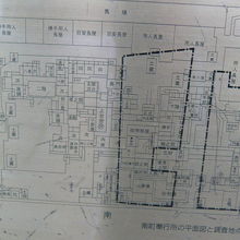 南町奉行所跡の平面図と調査結果の説明です。(解説の右半分)
