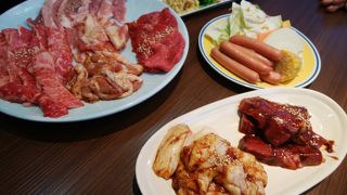 人気の焼肉店　やきにく藤太