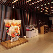 展示しています。