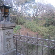 名古屋城エリアに南側から入る時に渡る小さな橋です