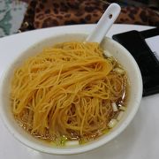 海老雲呑麺と蝦子撈麺のツートップ