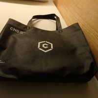 タオル等、このバックに入れて渡されます