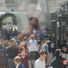 首相官邸を過ぎて隣の近衛騎兵隊博物館