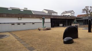 日本の画家の作品が