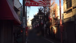 赤羽一番街の中程から東に広がる