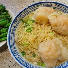 海老雲呑麺