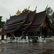 ルアンプラバンで一番知られている寺