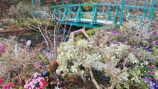 屋上に広がる空中庭園です