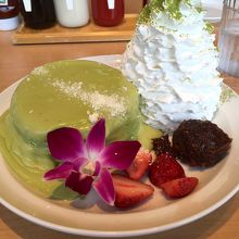 期間限定らしい抹茶のパンケーキ