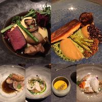 ディナーを食べました。高いですが雰囲気もよくていい思い出です