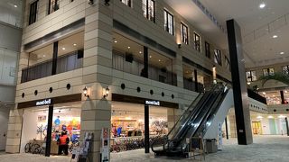 このmont-bellも広いです