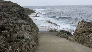 西海岸の天然プール