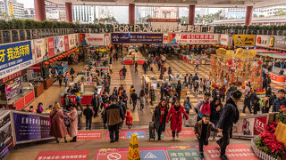 広大なショッピングエリア