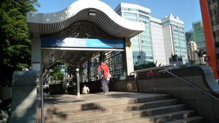 光華国際電子広場へ行くのに利用しました