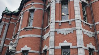 都会にひっそりとある歴史的建造物