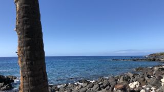 遠くにマウイが見えますよ