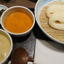 タイカレーつけうどん