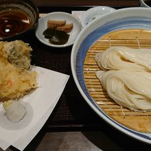 天ぷらつけうどん