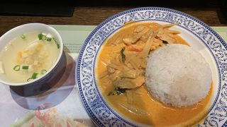 本格的タイレストラン