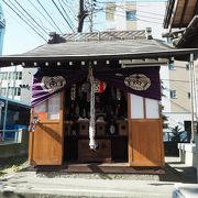 天祖神社の境内にあるお稲荷さん