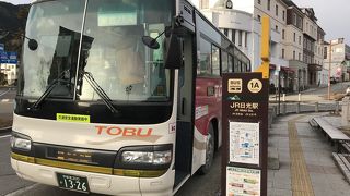 日光：路線バスの東武バス、バス利用か歩くか
