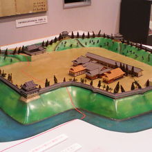 大掛かりなお城のジオラマが見事です