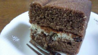 アーモンドの香ばしさがとても印象的な「プラリネ」、　うんっま！