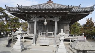 松島に来たらまずこのお堂