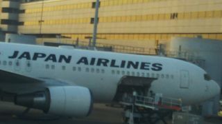 沖縄那覇空港へ