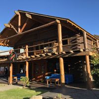 山小屋風の外観