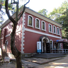 「郷土館」で観覧料を支払い、２階の展示室を訪れました