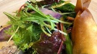 隠れレストランは裏通りに