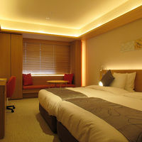 おぉ、美しい！ブラインドやロールカーテンも電動です