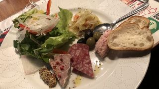 黒毛和牛とラクレット専門店 ワインバル 80 梅島店