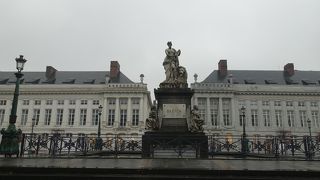 都心とは思えない静けさでした