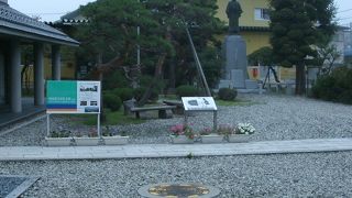 赤湯出身の名士を顕彰する施設