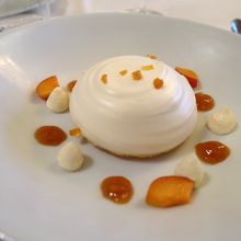 杏とローズマリーのヴァシュラン