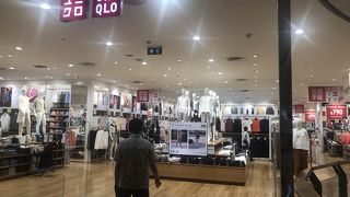 ラマ９世駅直結のショッピングモール