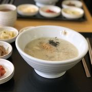 朝ごはんにオススメ！明洞で美味しいお粥 味加保！