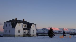 海に面した眺望の良い立地です