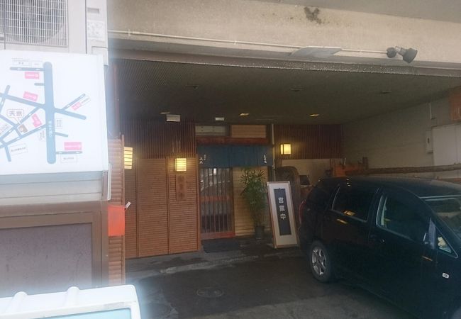 落ち着ける個室完備