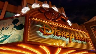 バレンタインのチョコを買いに♪やすくなってました！