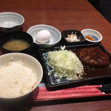 デミハンバーグ定食