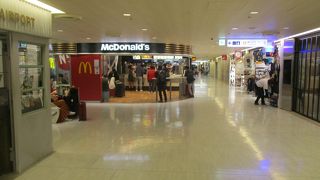 海外からの旅行客もいます