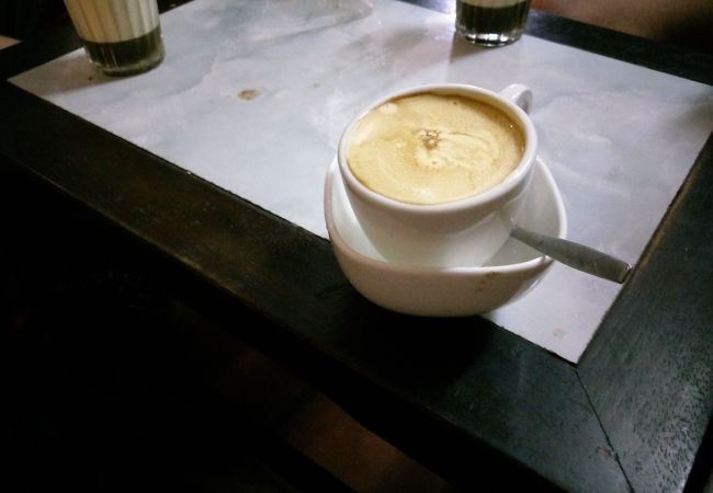 エッグコーヒー発祥のカフェ