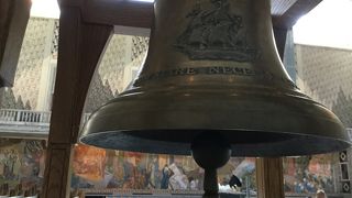 平和賞の会場や12時のカリヨンと良かった観光です