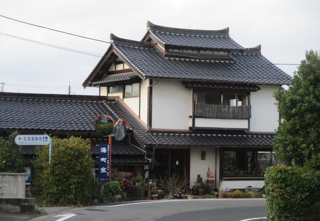 玉造駅から近いです