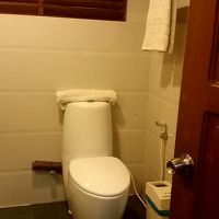 トイレは手動のウォシュレット
