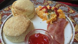 休日のブランチで　下北沢の隠れ家